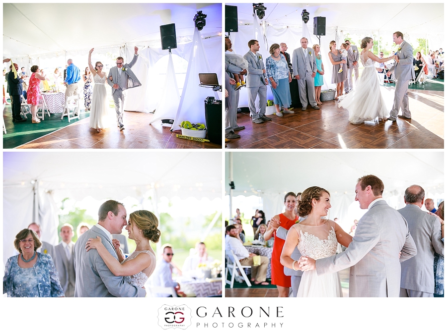 Caroline_Devin_Seacoast_science_center_wedding_NH_0026.jpg