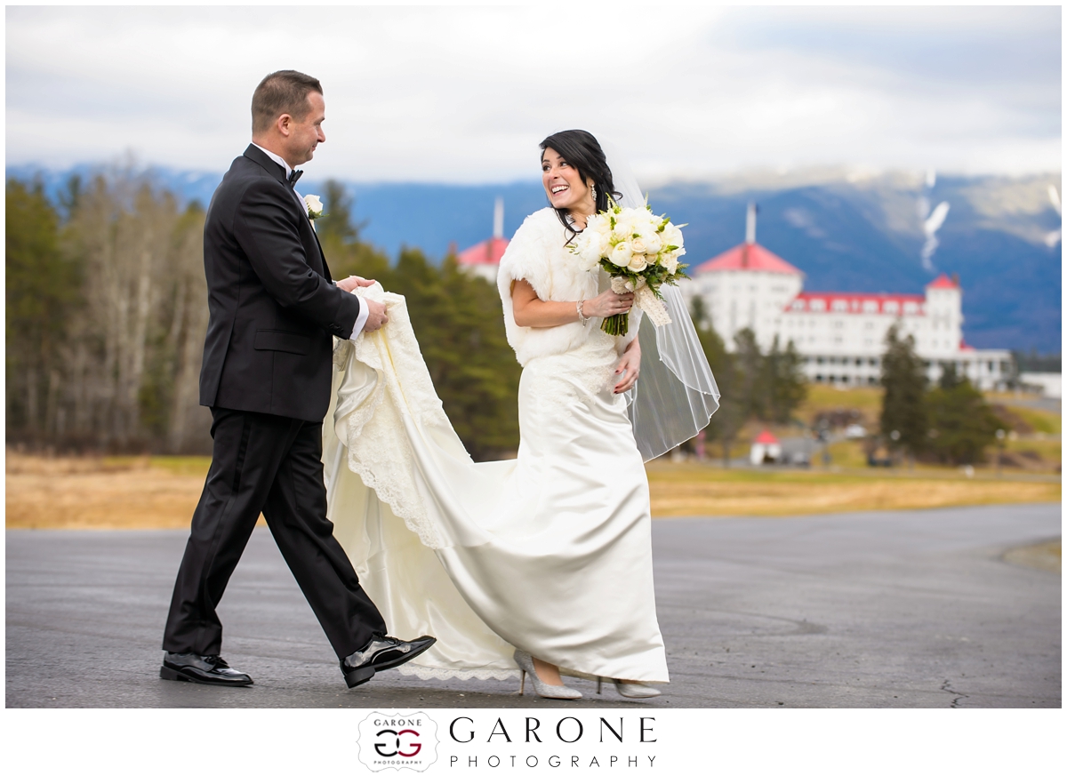 Diane_and_Mark_Mount_washington_Resort_Winter_wedding_Garone_photography_0016.jpg