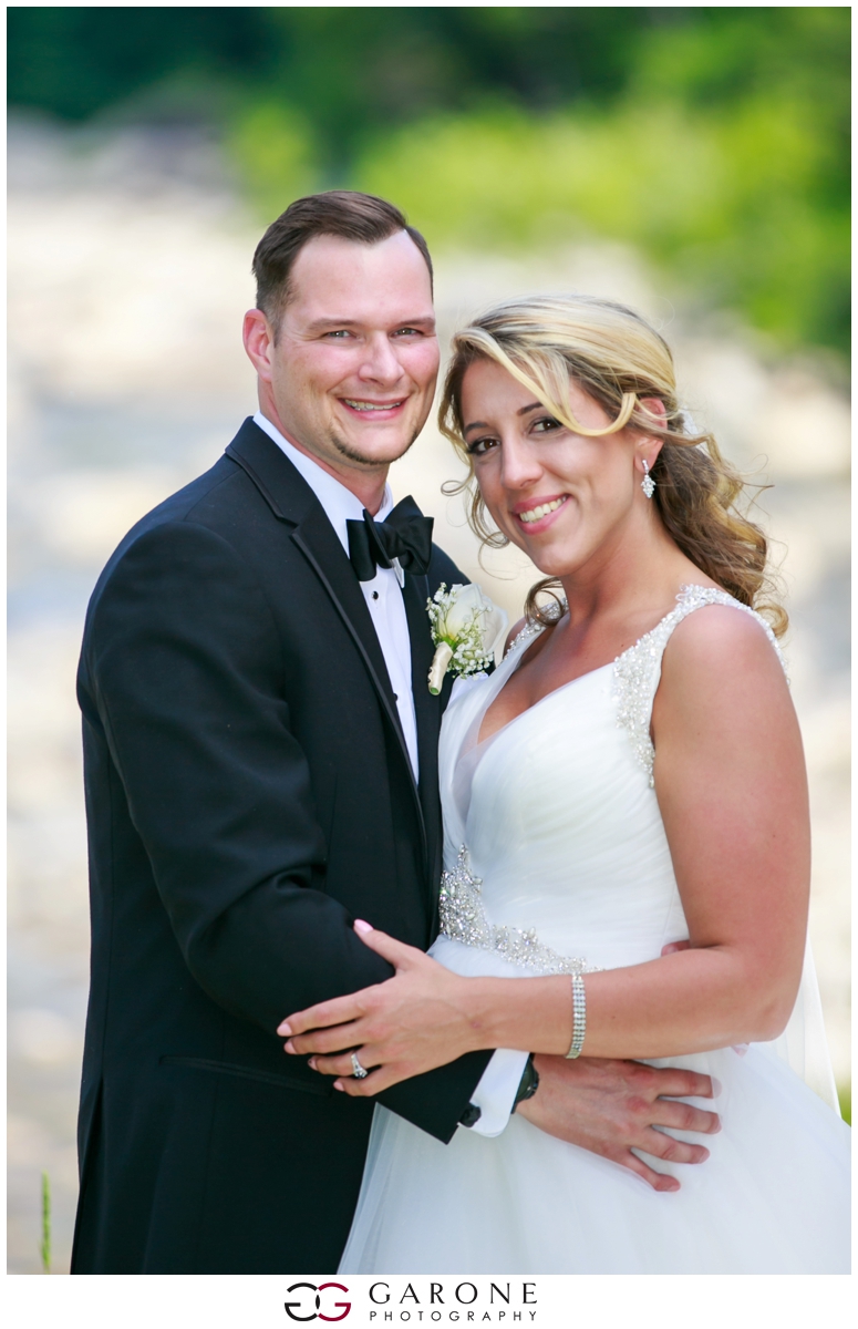 Chynna_Zac_Loon_Mountain_wedding_NH_Wedding_White_Mountian_wedding_Mountain_top_wedding_0005.jpg