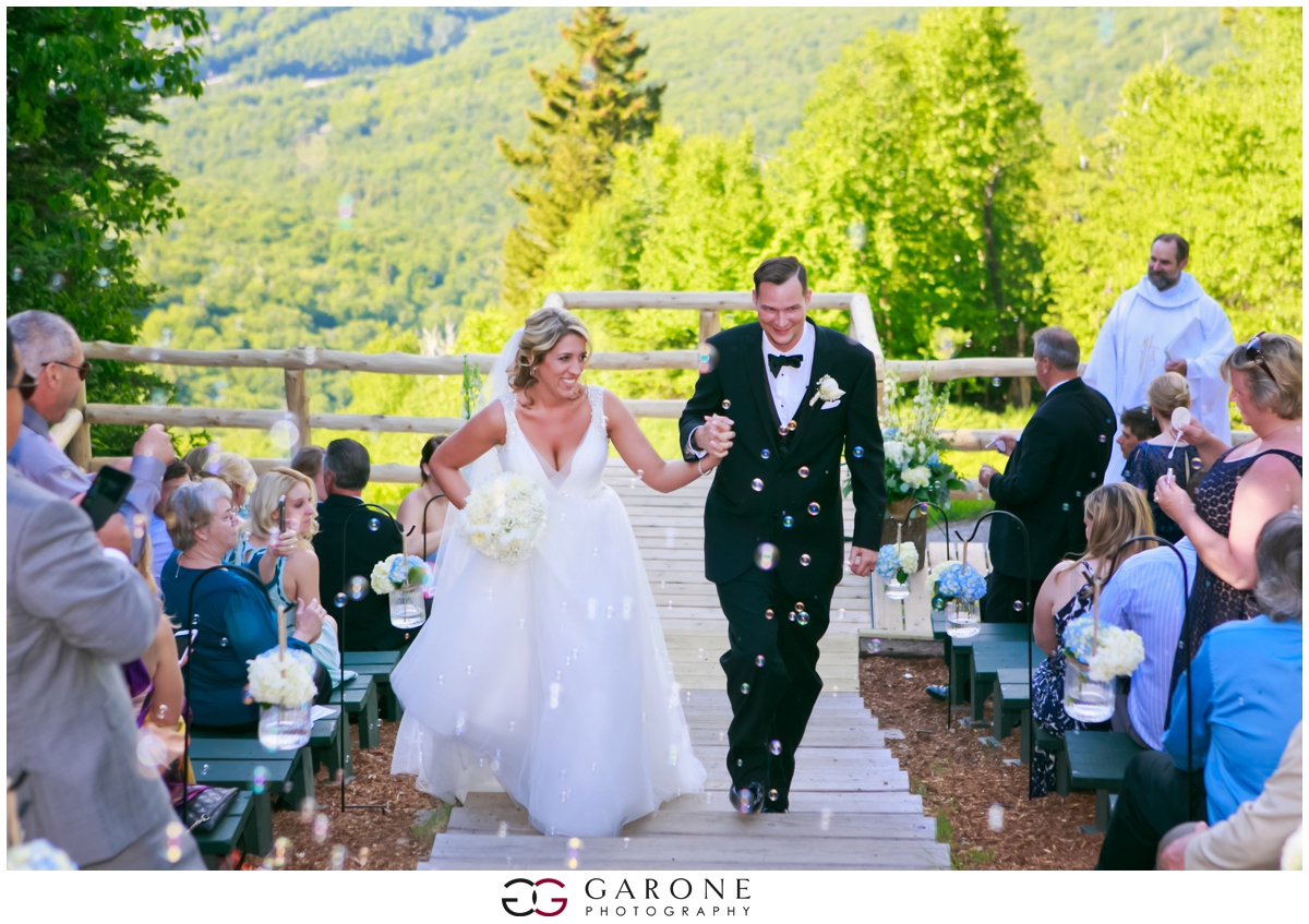 Chynna_Zac_Loon_Mountain_wedding_NH_Wedding_White_Mountian_wedding_Mountain_top_wedding_0011.jpg