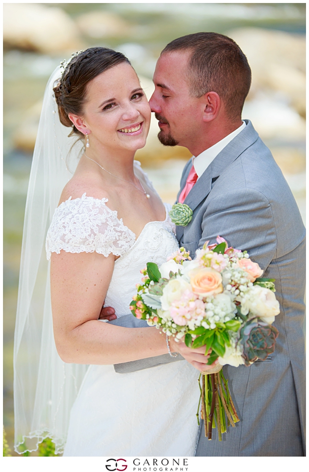 Christyn_Dustin_Loon_Mountain_Wedding_NH_Wedding_Photography_White_Mountain_Wedding_0009.jpg