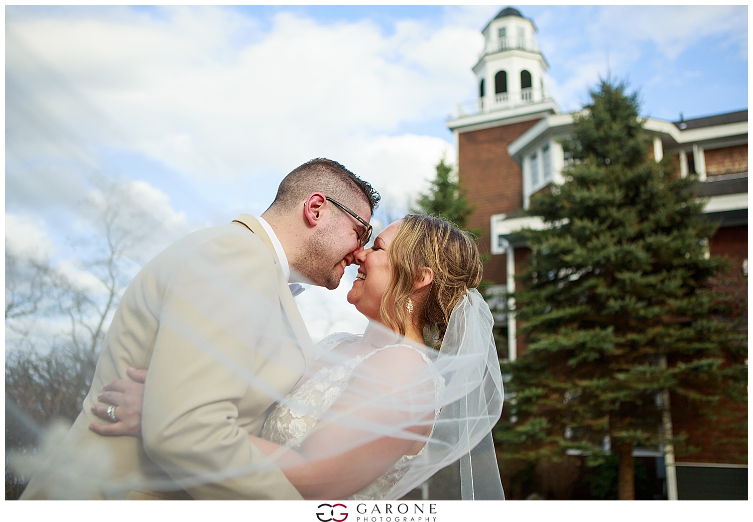 Megan_Lennox_Chirch_Landing_Wedding_Carriage_House_Photo_GaronePhotograpy_0042.jpg