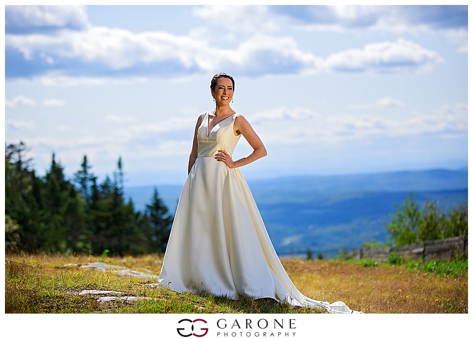 Mount_Sunnapee_Mountain_top_wedding_brode_groom_NH+Wedding_Garone_phoography_0050.jpg