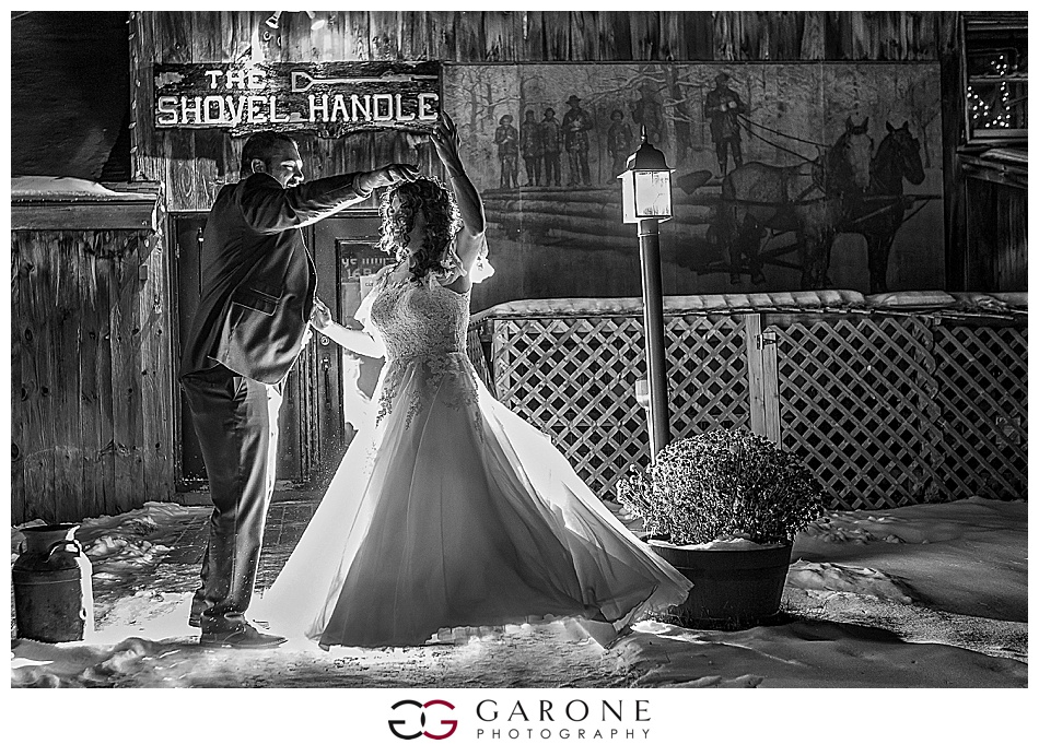 Whitneys_Inn_Wedding_NH_Wedding_Photography_Garone_Photography_White_Mountain_Wedding_0028.jpg